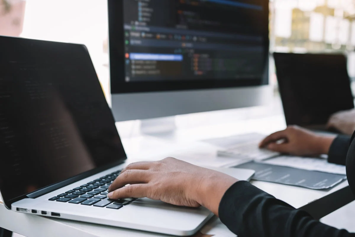 Aplikacje webowe<br />E-commerce